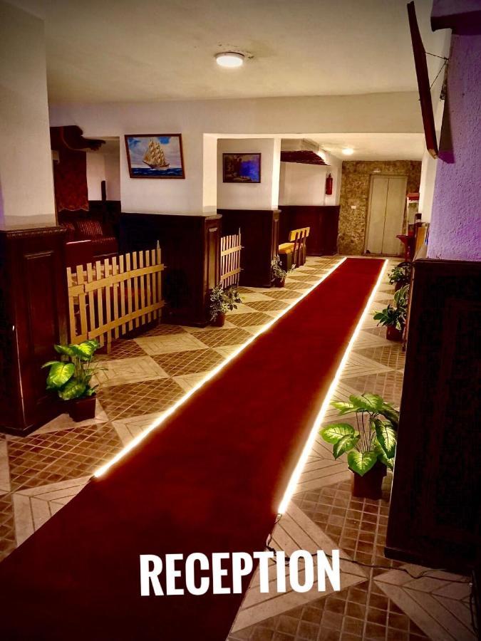 Dead Sea Lafamilia Albadwan Aparthotel Sweimeh Exterior foto